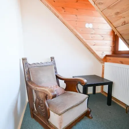 Květná Farma Casa de hóspedes *