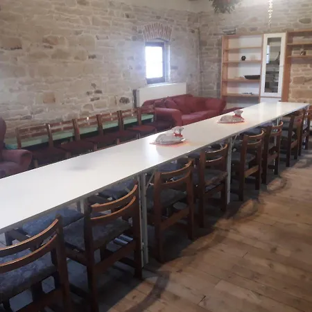 Květná Farma Casa de hóspedes *